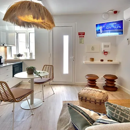 Biela Old Town Apartman *